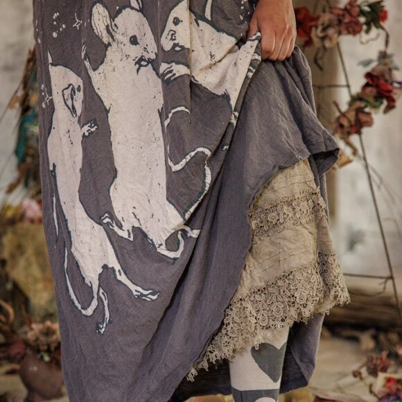 Discotheque Fraises Tee Dress by Magnolia Pearl - Picture 4 of 8